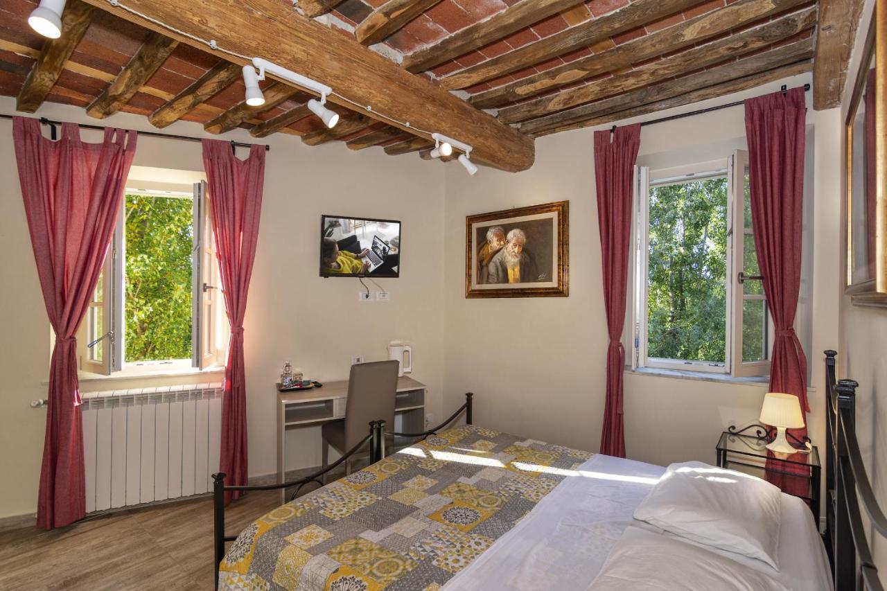 Bed & Breakfast Art Gallery 3*
