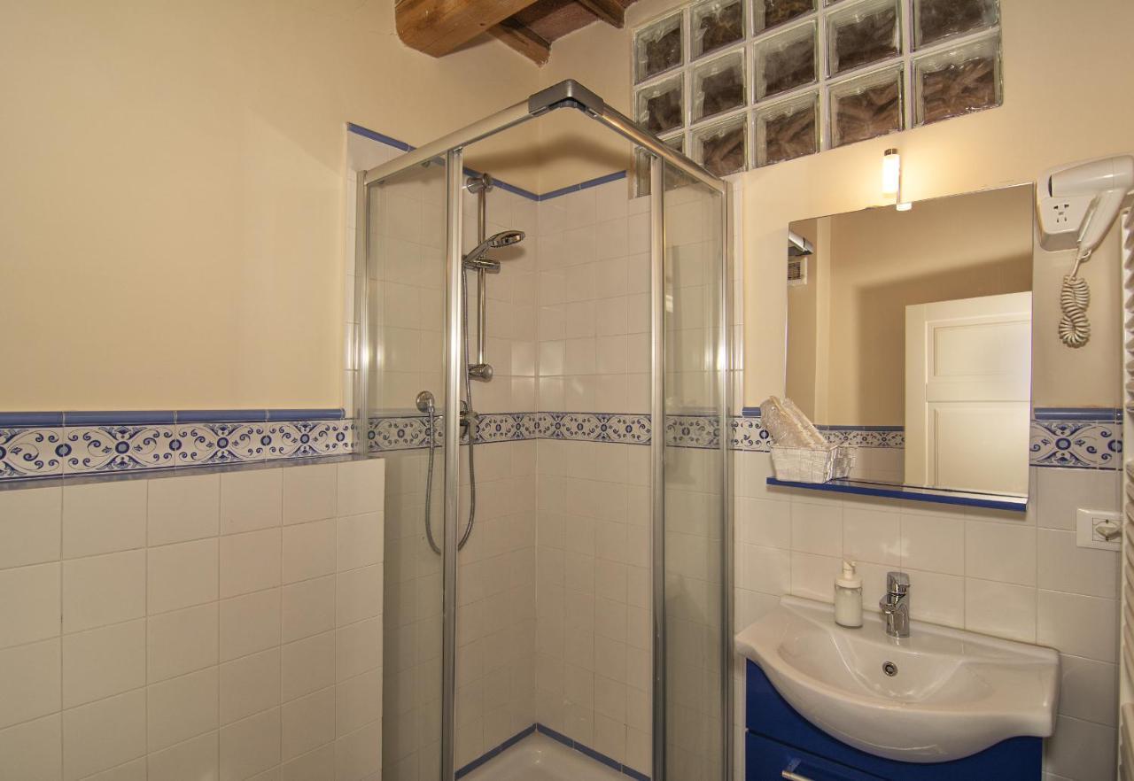 Art Gallery Bed & Breakfast Vorno