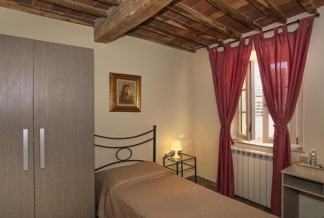 Bed & Breakfast Art Gallery